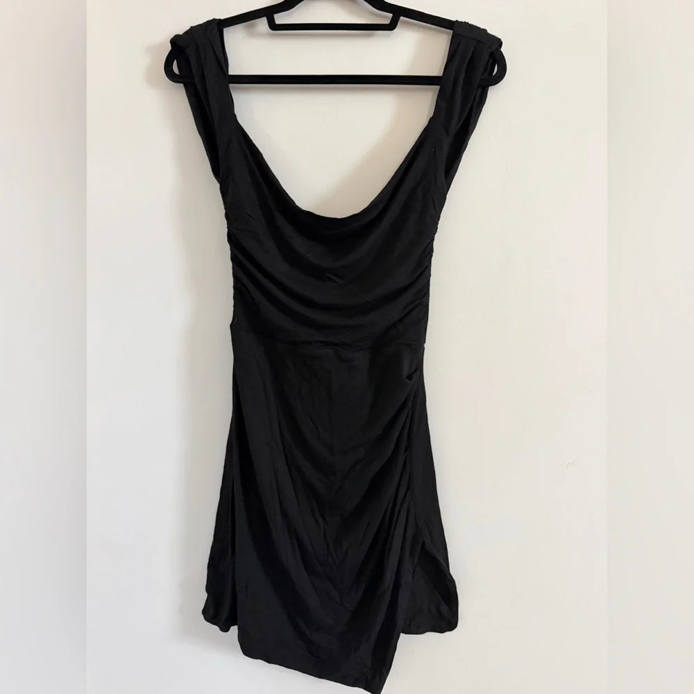 Oh Polly - Ria Mini Dress in Black NWT - Picture 4 of 7